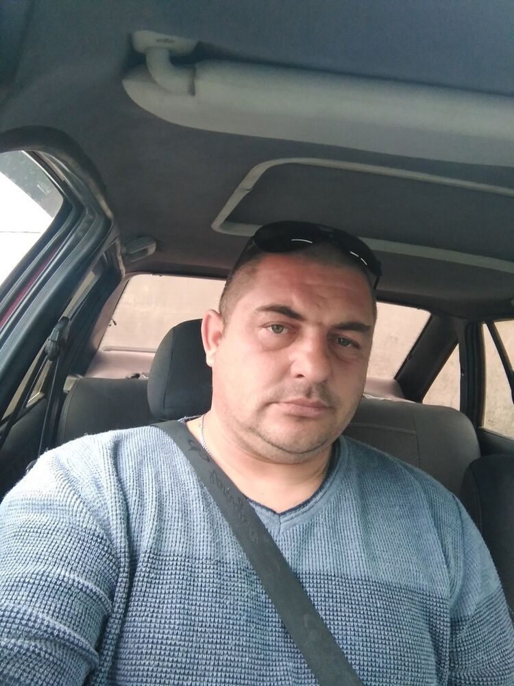  19750537  Vetalij, 42 ,    
