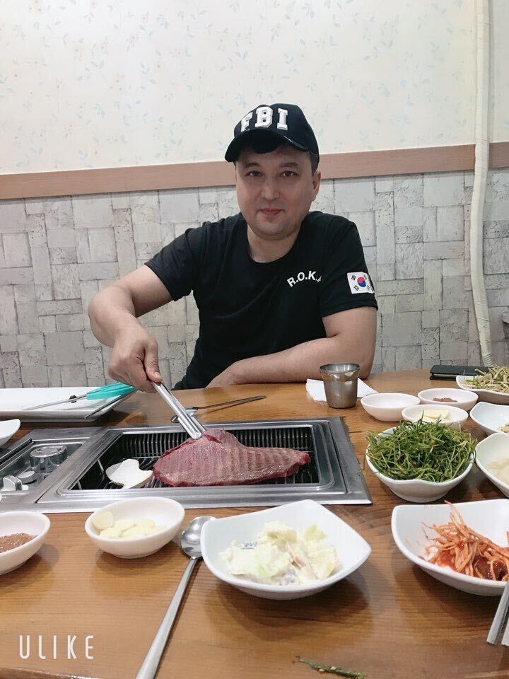  24037207  John, 40 ,    