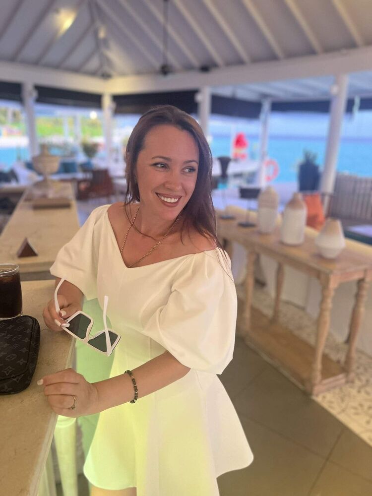  53230057  , 38 ,    -