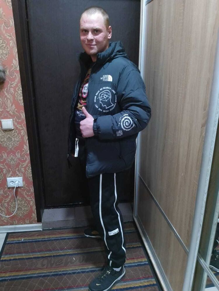  48070017  , 28 ,    --