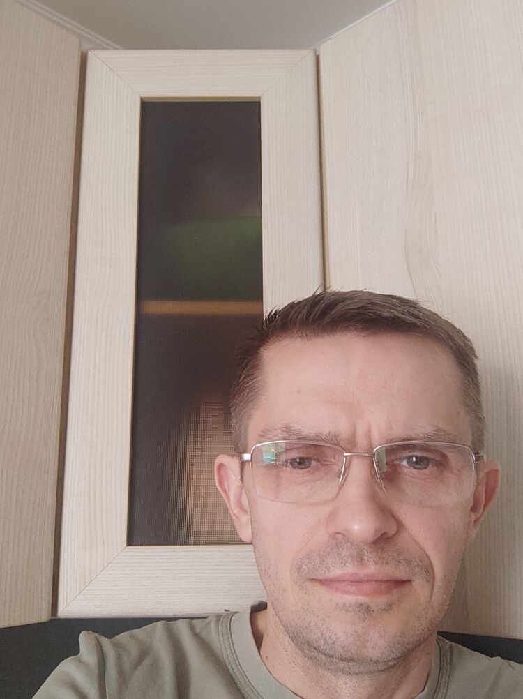  33275617  , 46 ,    