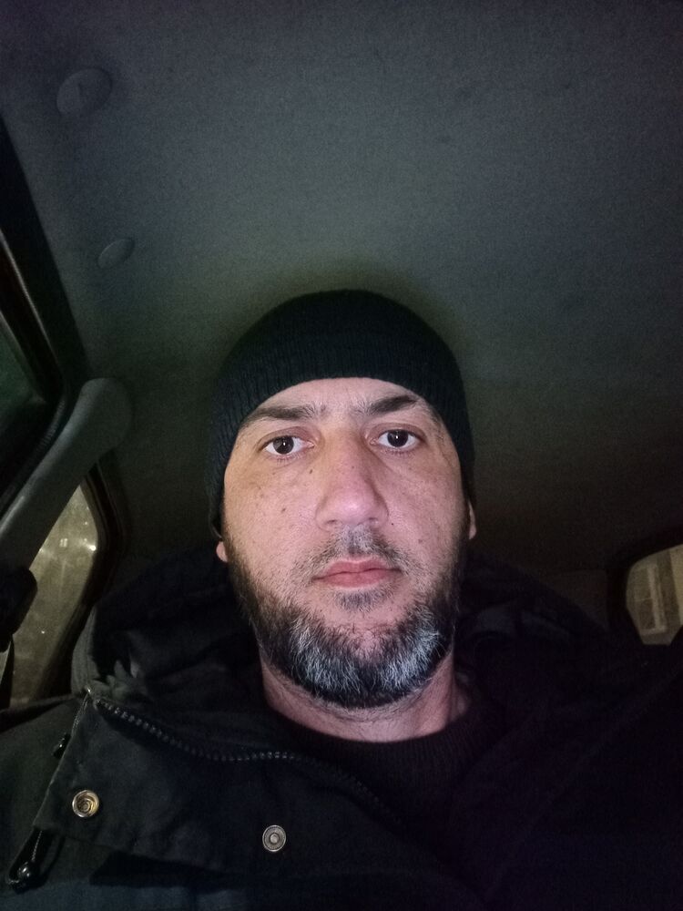  31798327  Ravshan, 39 ,    