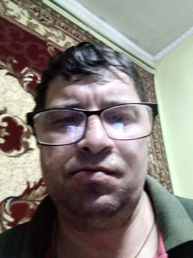  ,   Sergij, 43 ,   ,   , c , 