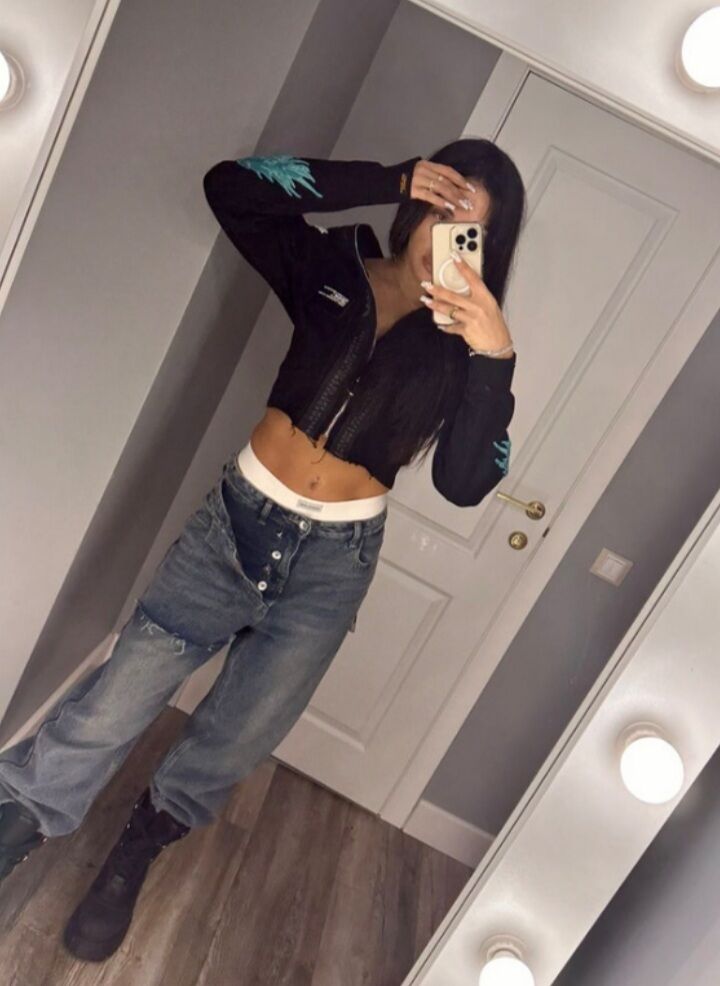  32108027  , 35 ,    
