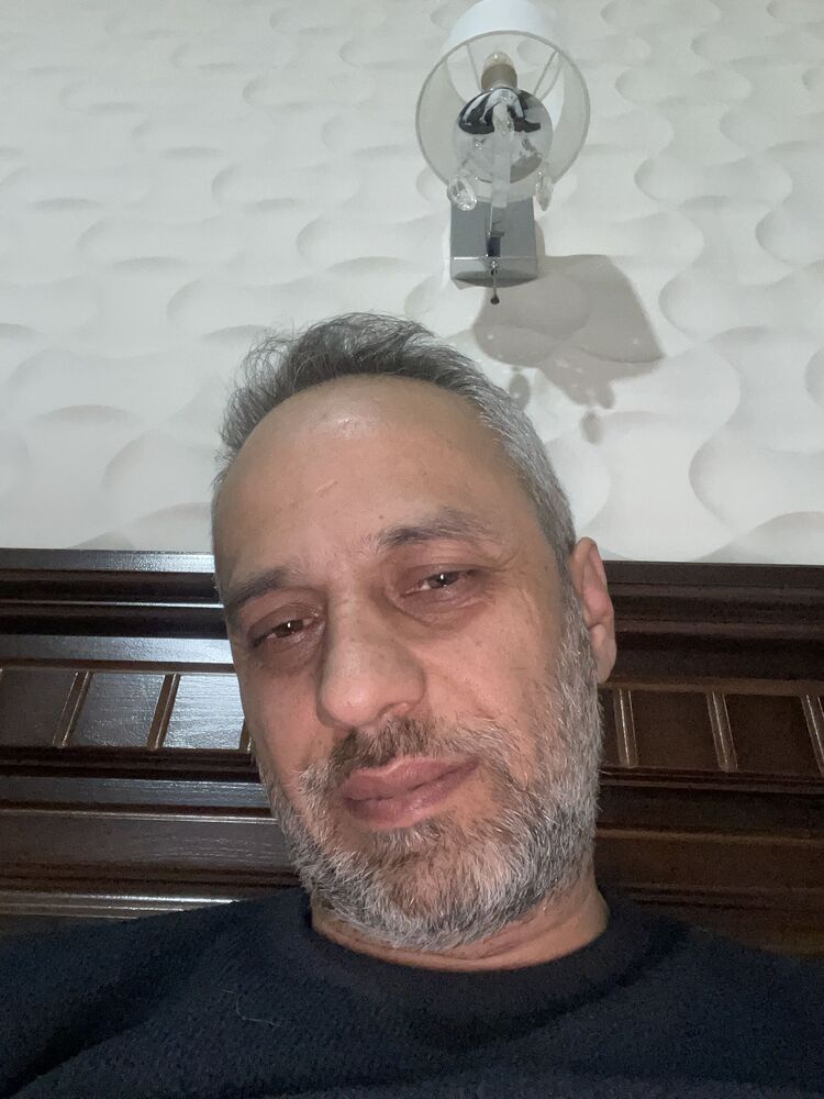  32137347  , 44 ,    