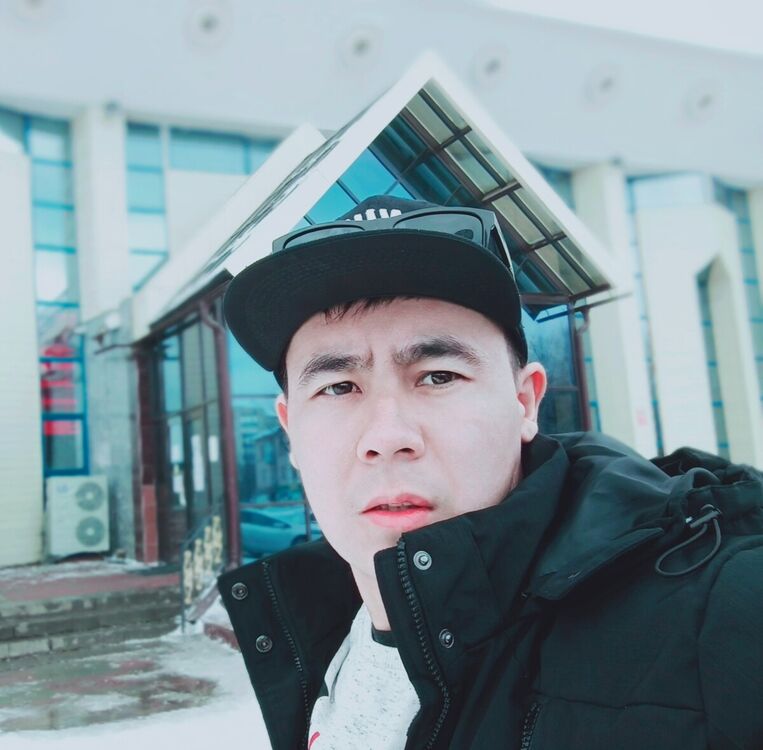  ,   Akzhol, 33 ,   ,   