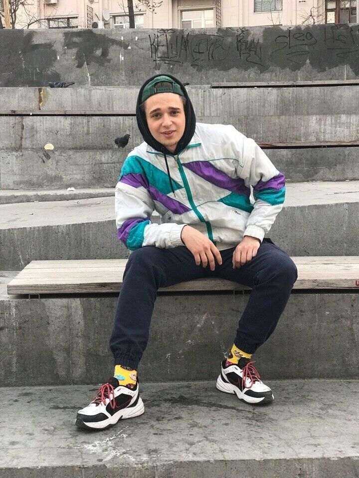  21930177  , 22 ,    