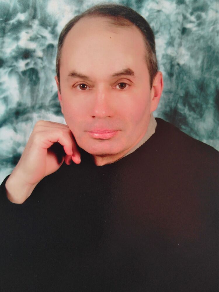  27824877  Vadim, 53 ,    