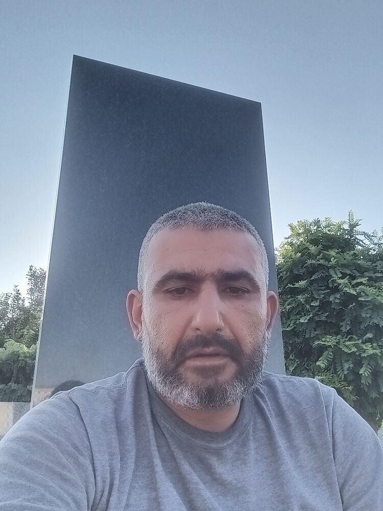  47070847  Armen, 37 ,    