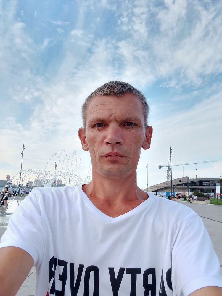  46793967  , 36 ,    