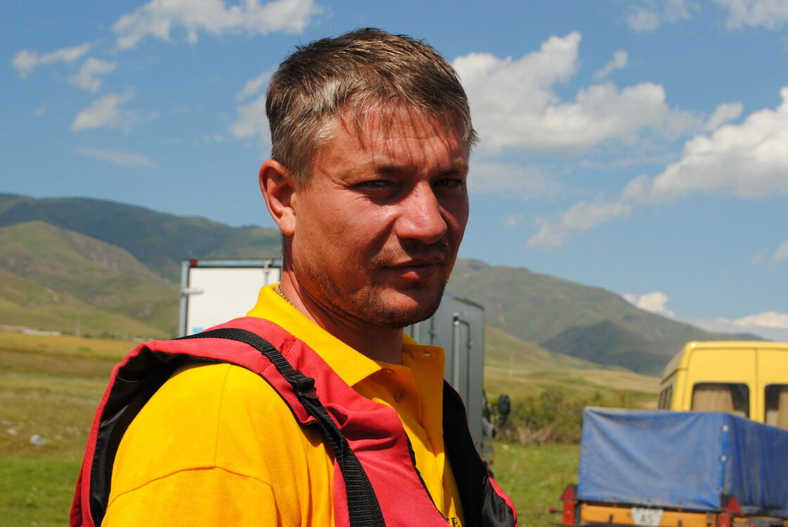  ,   Anton, 51 ,     , c 