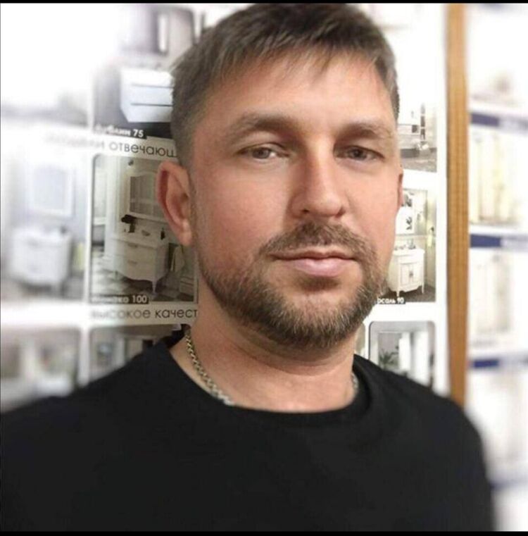   ,   VicToR, 40 ,   ,   , c 