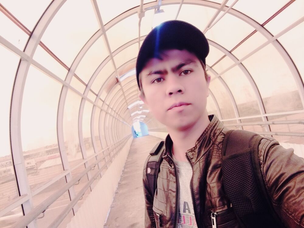  17621957  Raxmat, 27 ,    