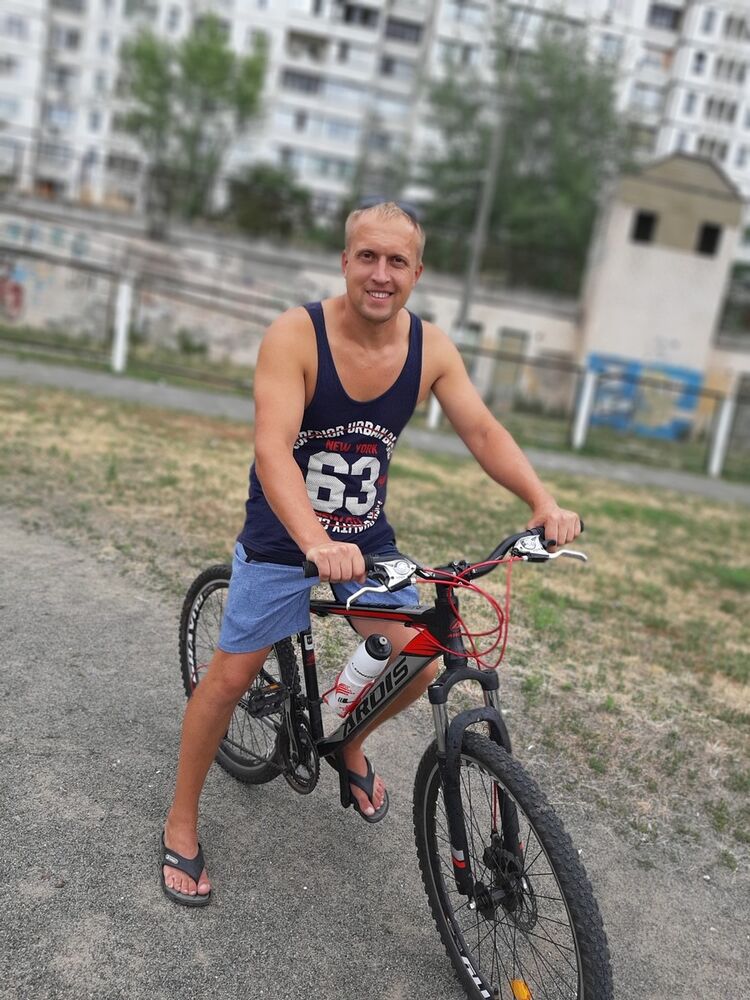 ���� 19777417 ������� ����, 41 ���, ���� ���������� � �����