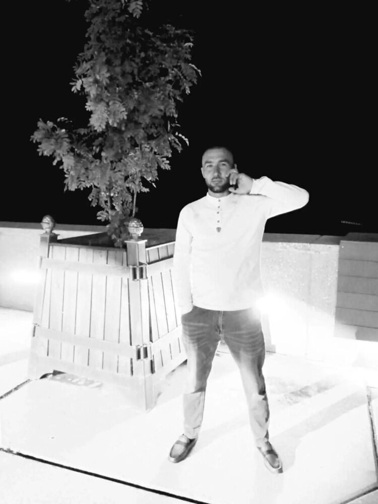  43596587  , 33 ,    