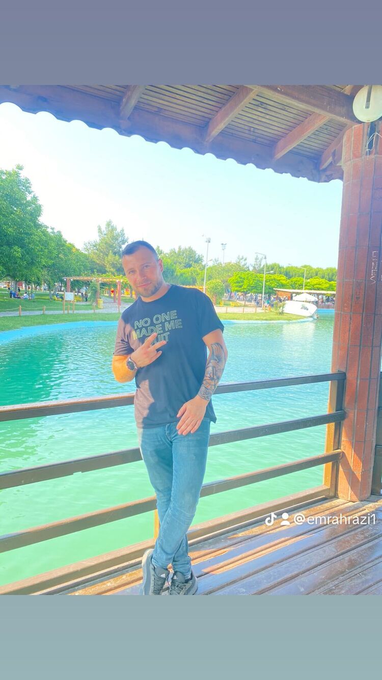  ,   Emrah, 33 ,   ,   