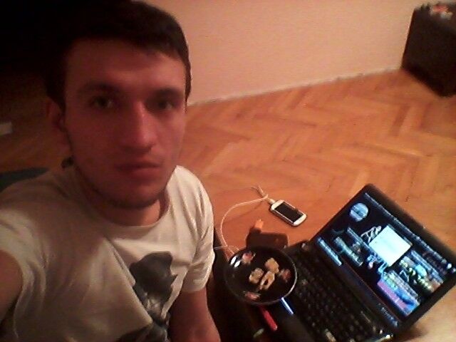  8625027  Vitalik, 34 ,    