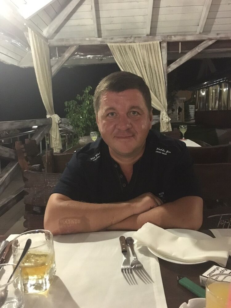  8450197  Evgen, 48 ,    