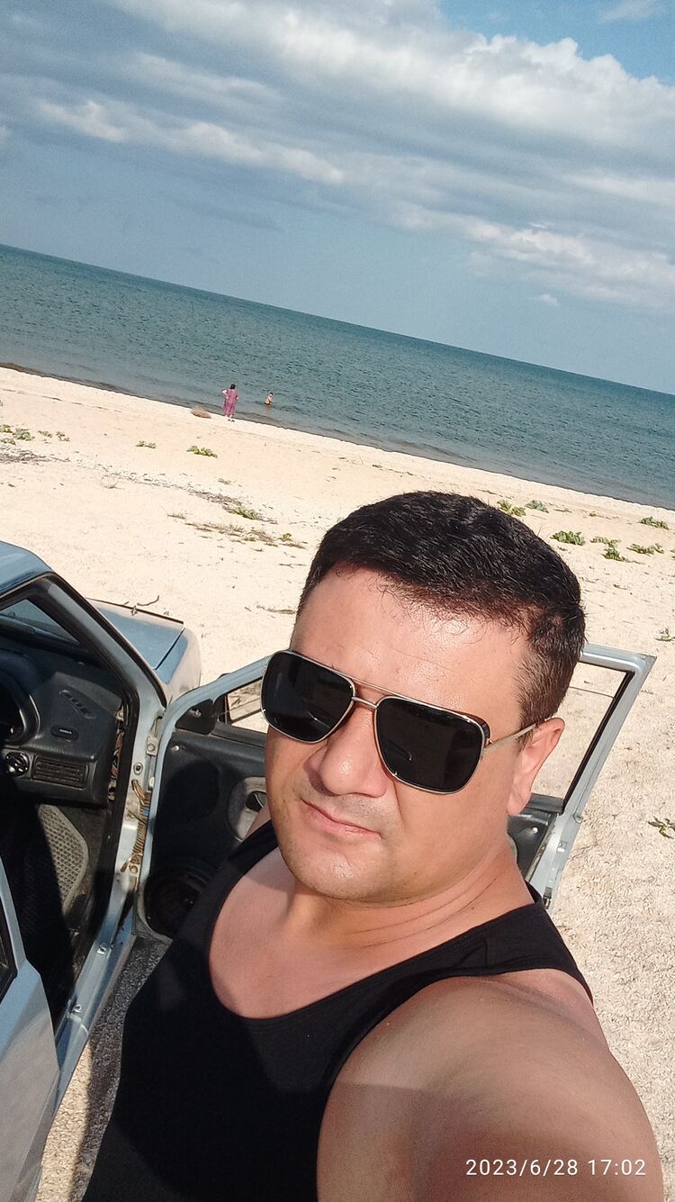  37105187  Arsen, 40 ,    