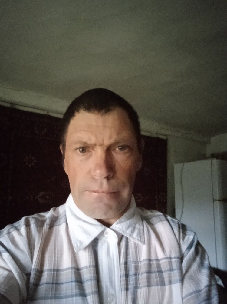  41822747  Volody, 41 ,    -