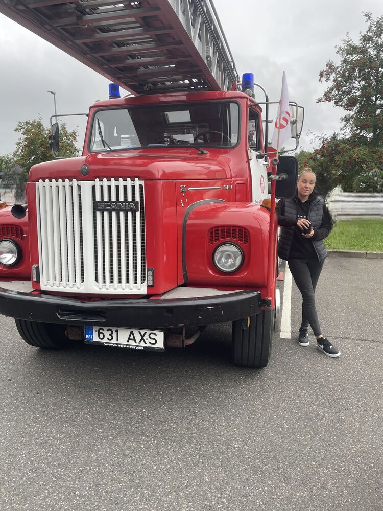  53408937  Polina, 33 ,    