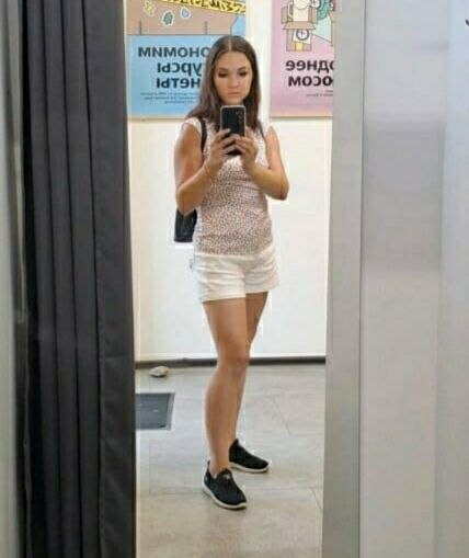  48683847  Tani, 38 ,    