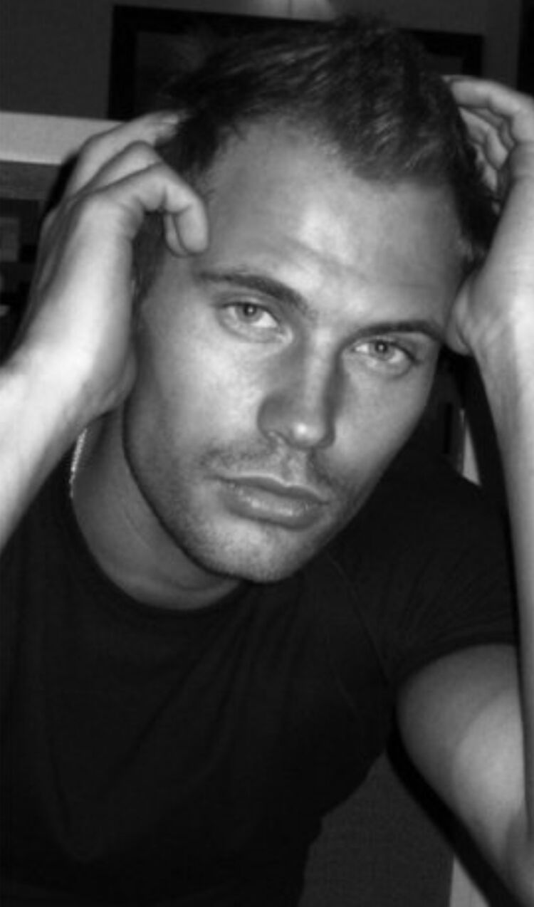 ���� 54946217 ������� ����, 32 ����, ���� ���������� � ������