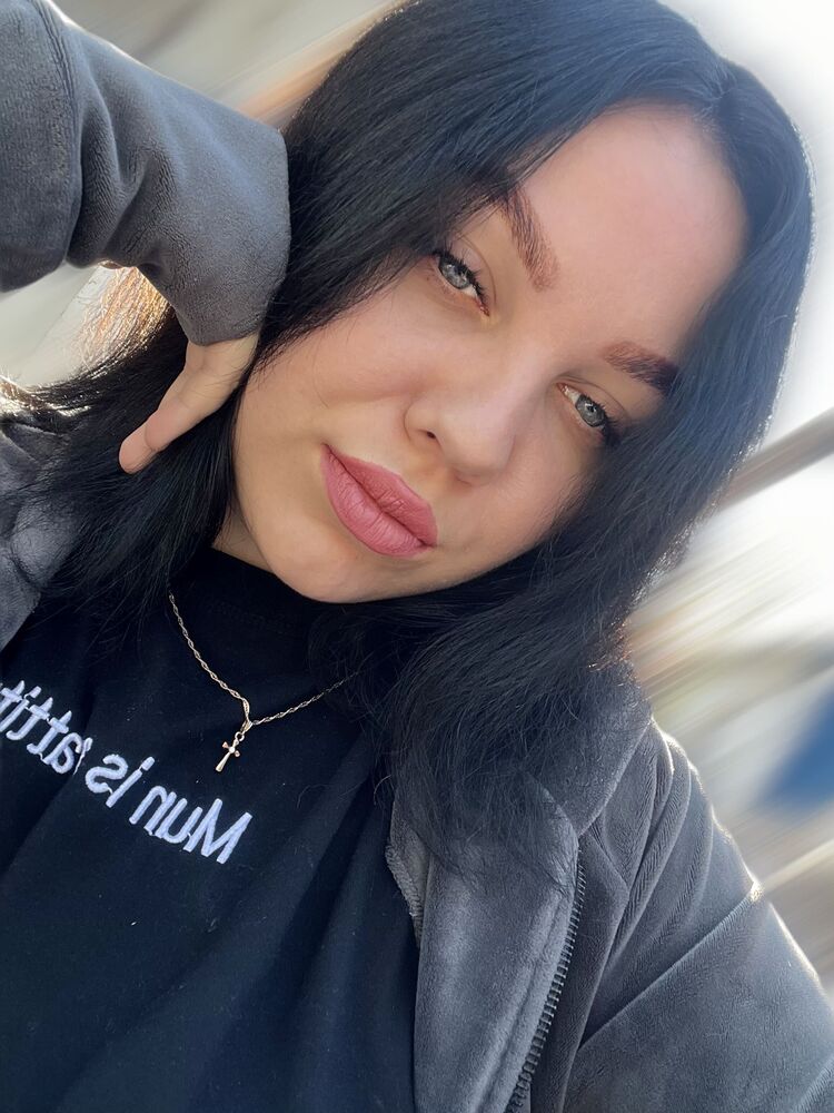  --,   , 22 ,   