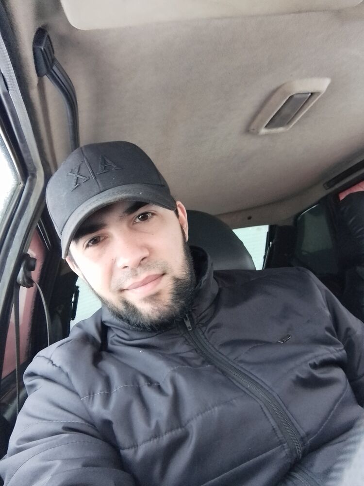  41328637  Andrey, 27 ,     