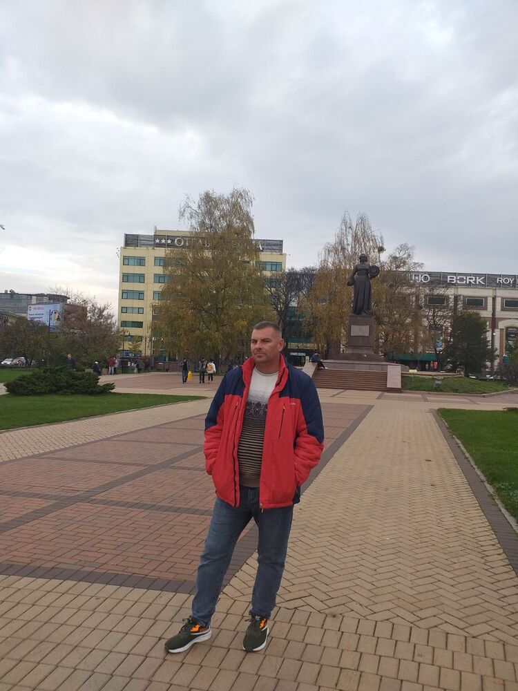  30537707  , 42 ,    