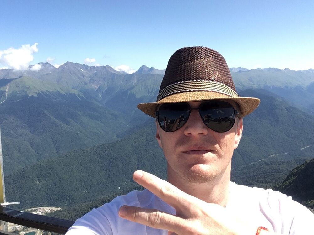  ,   Maksim, 39 ,   