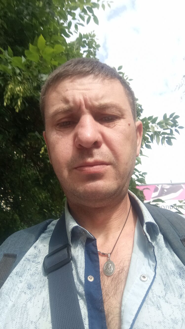  52183657  , 42 ,    