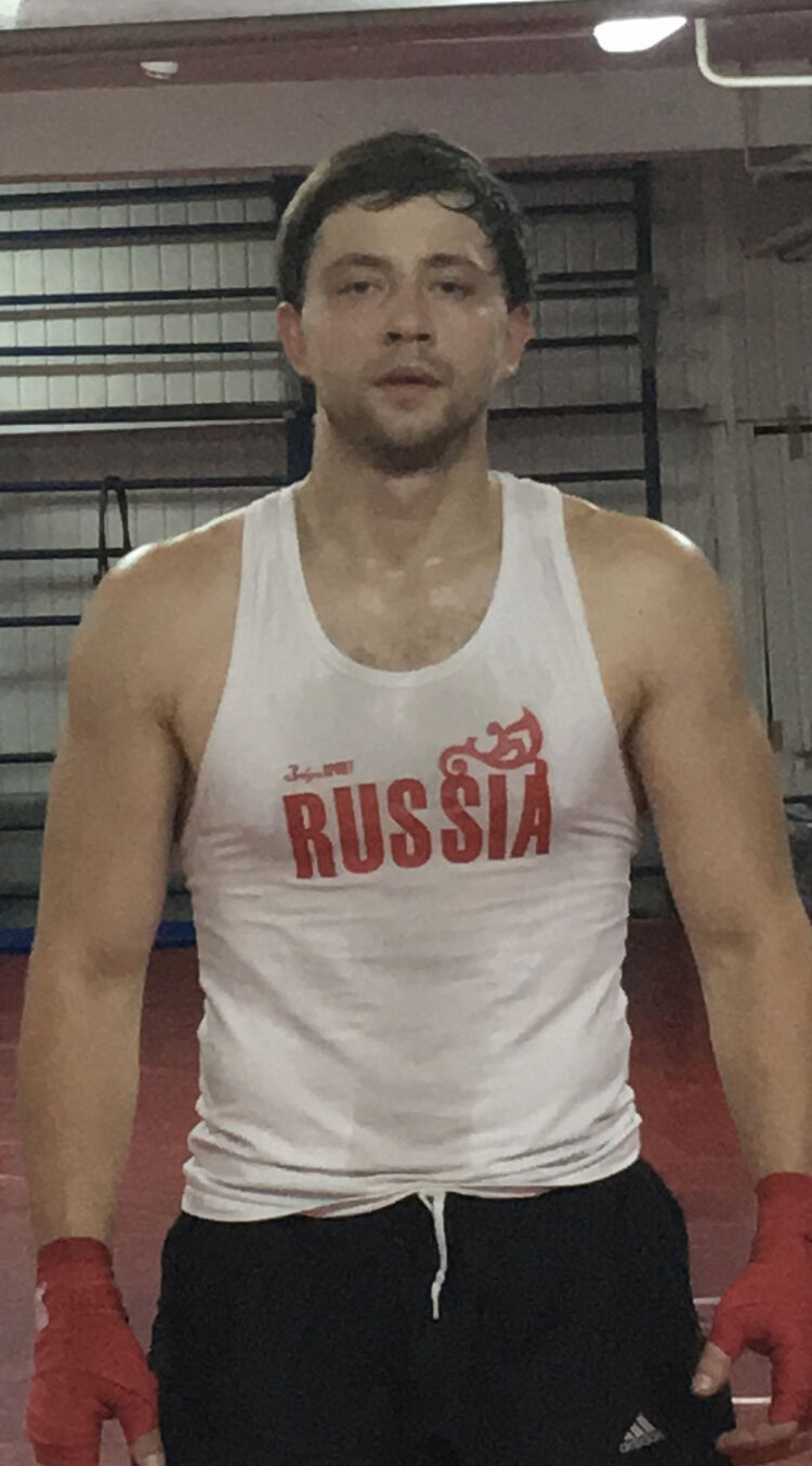  54148197  , 34 ,    --