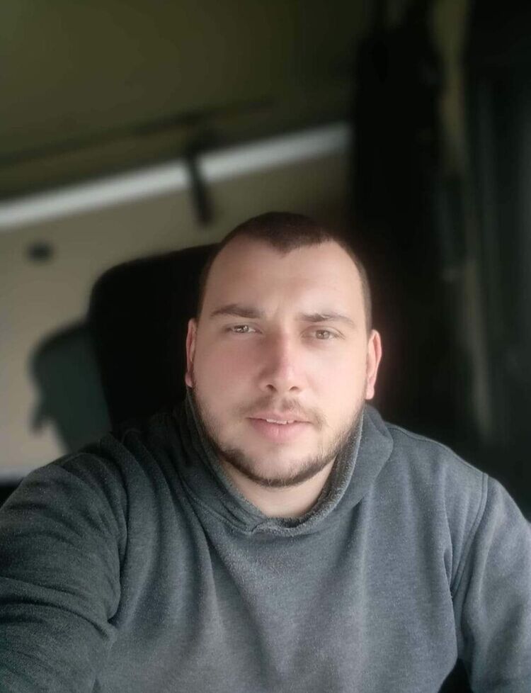  49214817  , 33 ,    