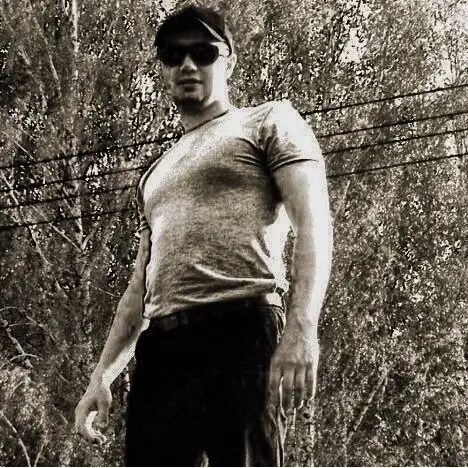  54468867  Alex, 31 ,    