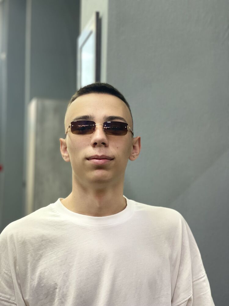  45604497  , 20 ,    
