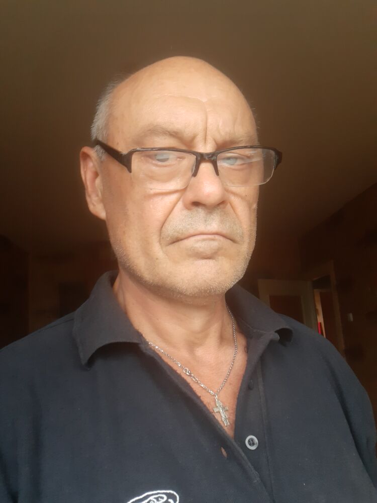  28902837  , 64 ,    