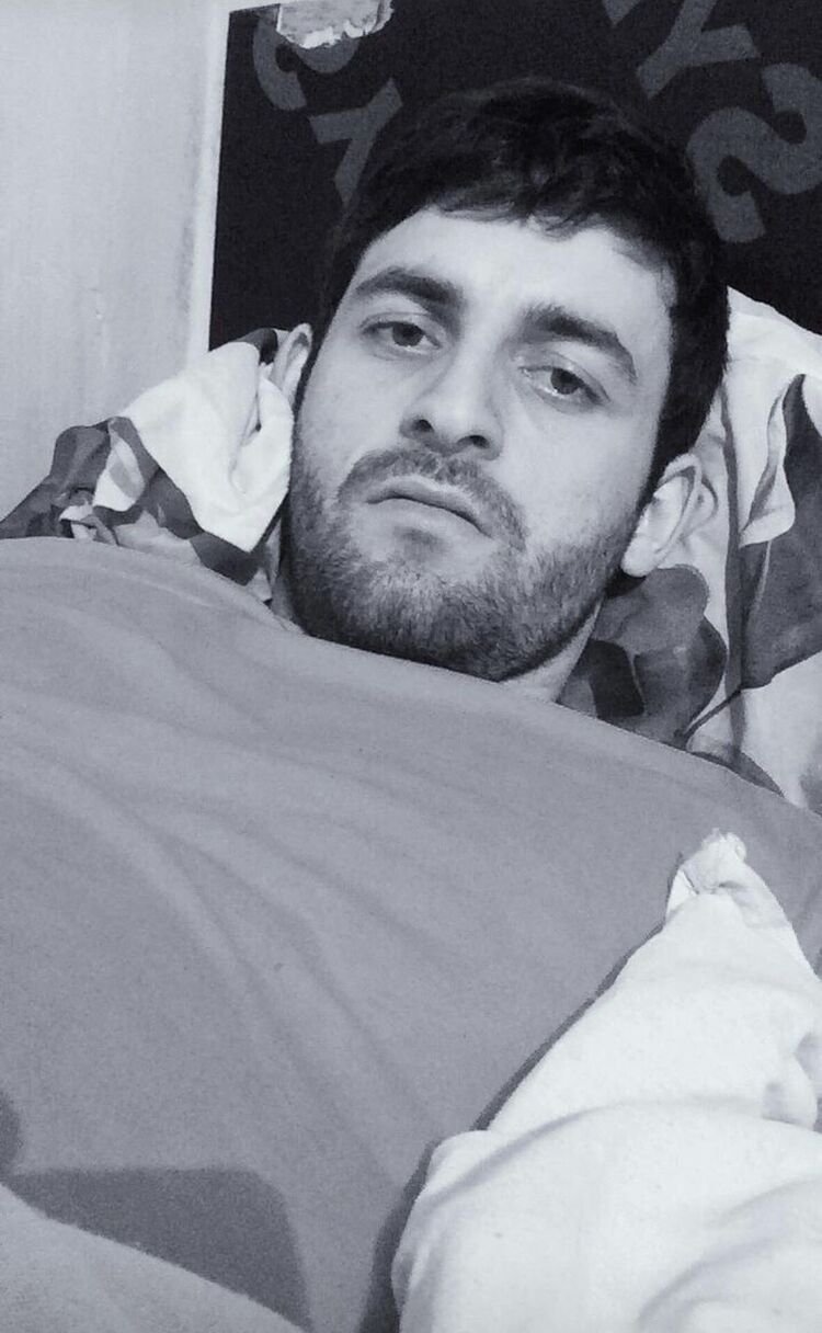  53783737  M I R Z, 32 ,    