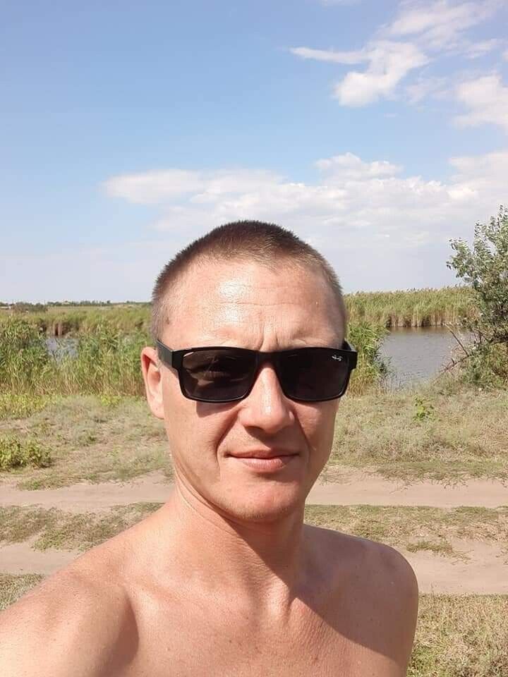  21268407  , 42 ,    
