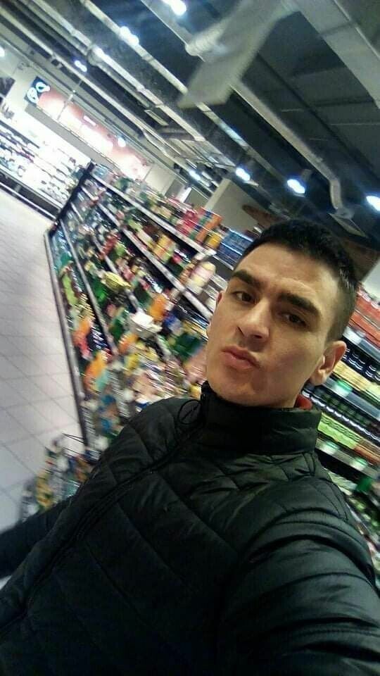  22453617  Doni, 34 ,    