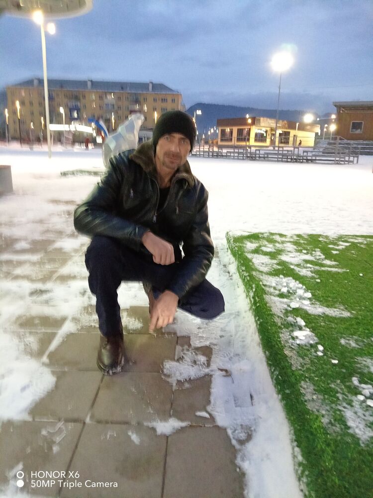  54680627  , 49 ,    -