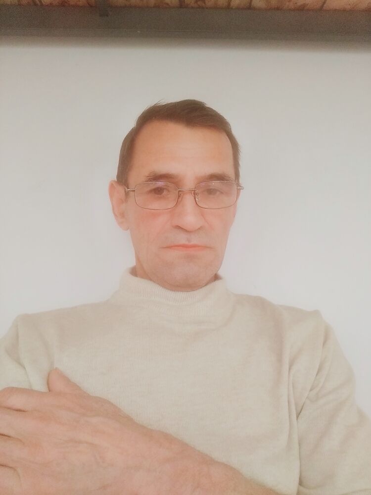 41362897  Azer, 61 ,    