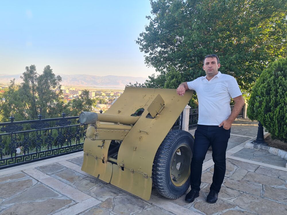  ,   Rassel, 40 ,   ,   , c , 