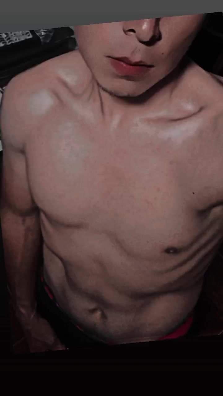  44300607  Milton, 27 ,    