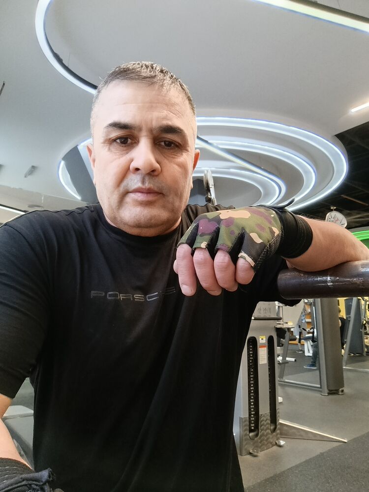  49502977  Said, 46 ,    