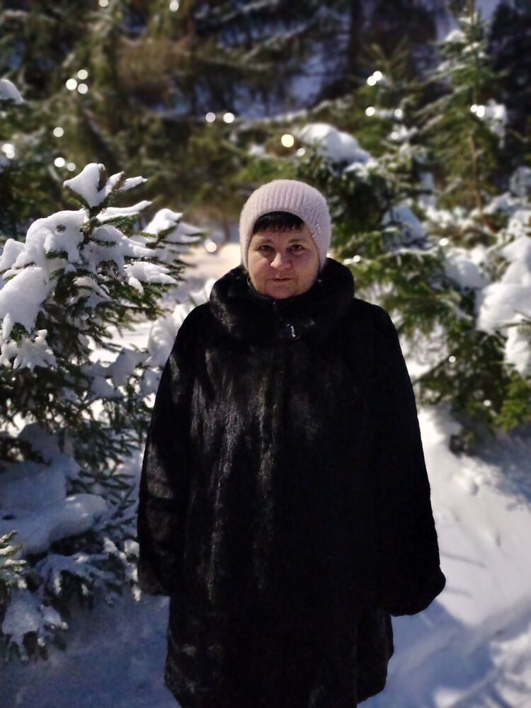  ,   Vesna VIP, 52 ,   c 