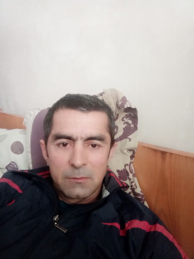  40676147  Ali, 45 ,    