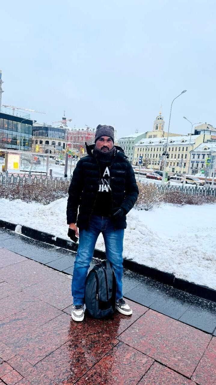  48230397  Raghvir, 27 ,    Homberg