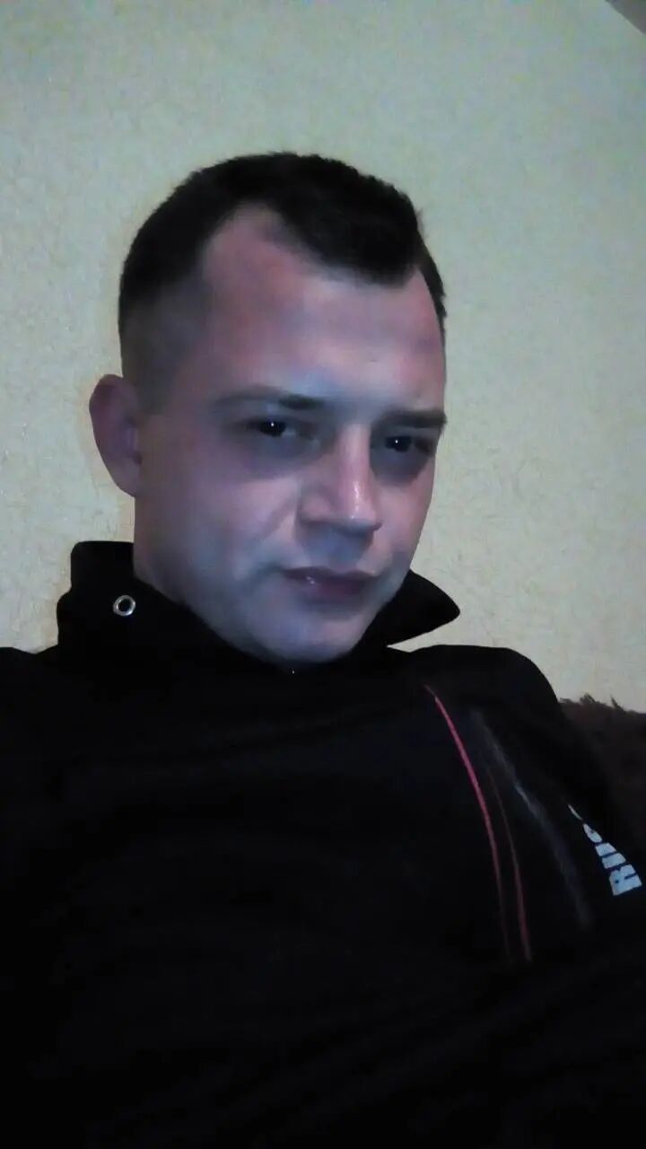  39273087  Bubnooffss, 37 ,    