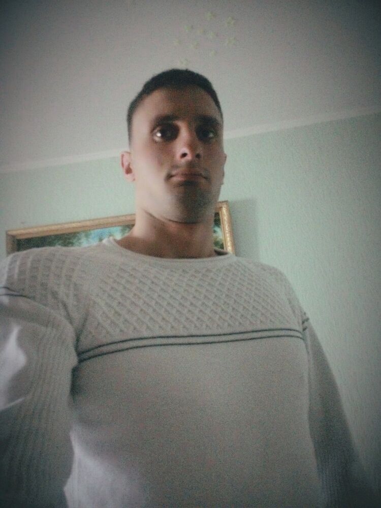  ,   Cristian, 29 ,   